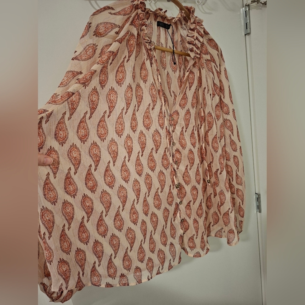 Zara Women's Pink & Gold Paisley Boho Sheer Flowy Puff-sleeve Blouse (Size M/L) - Picture 9 of 10
